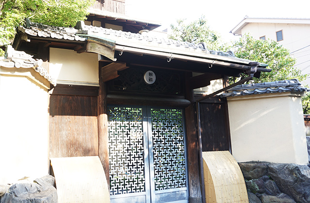 鮒鶴京都鴨川リゾート外観